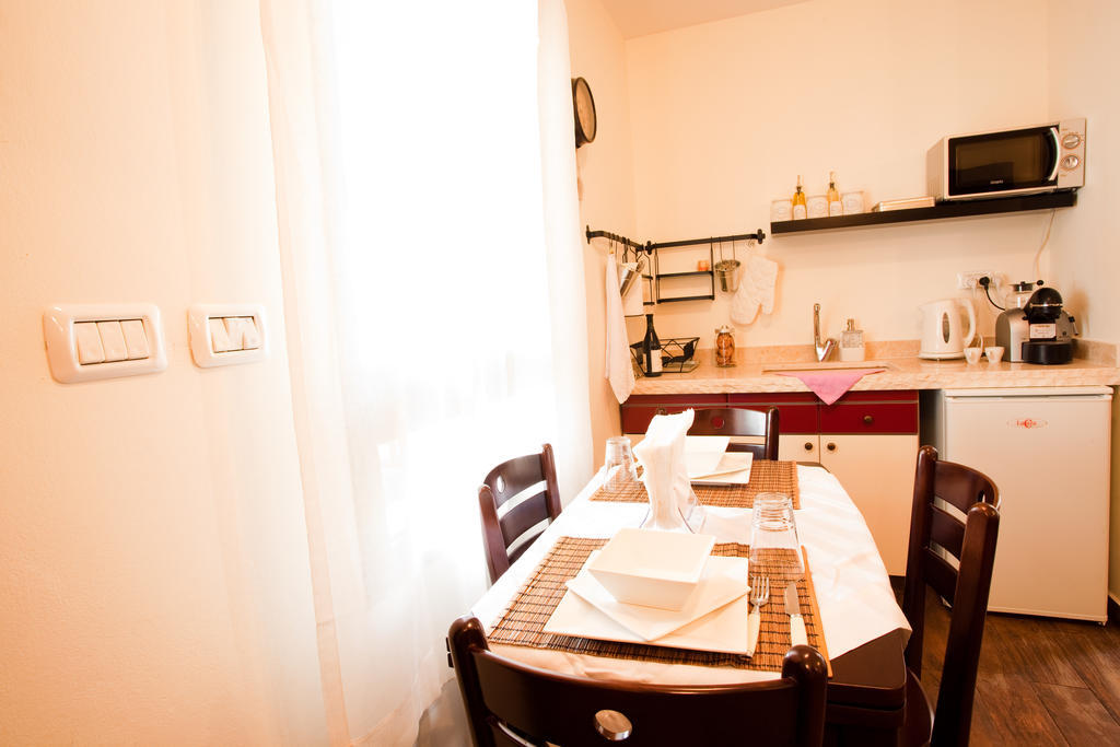 Tenebagolan Suites Zimmers Had Nesz Szoba fotó