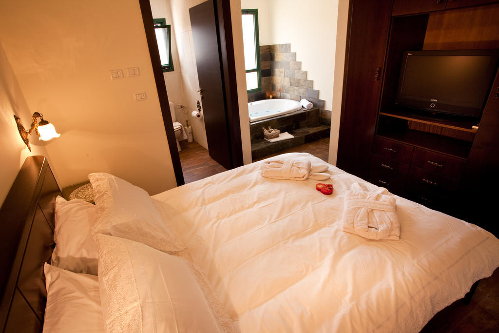 Tenebagolan Suites Zimmers Had Nesz Szoba fotó